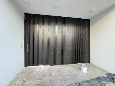 Ronsen garage doors cover