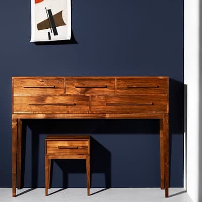 Ross Thompson Furniture cover