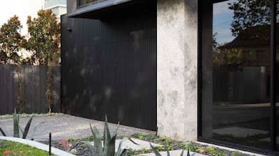 Safe & Secure Garage Doors - B&D Bendigo cover