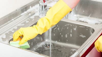 SK Kleaning Services cover