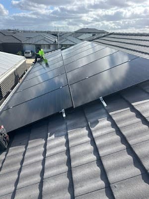 Sunburn Solar cover