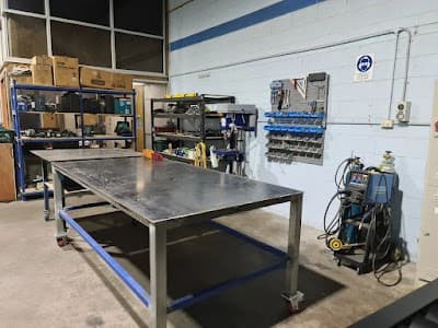 Uneek Fabrication & Engineering cover