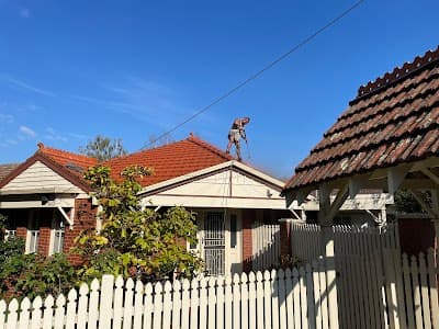 Unique Roofing & Home Improvements cover