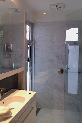 Williamstown Glass cover