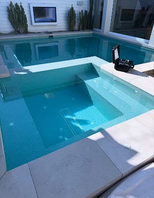 Willy Pools cover