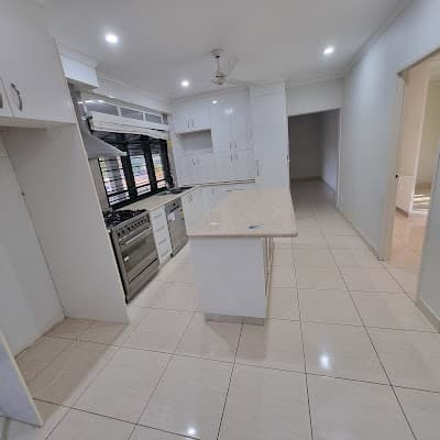 SSP Cleaning Service cover