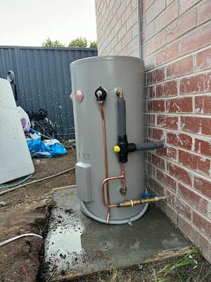 T Tech Plumbing Pty Ltd cover